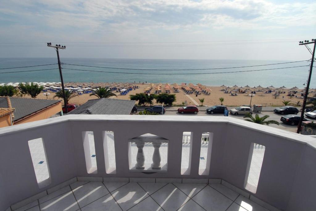 Hotel Olympiada Vrachos Exterior photo